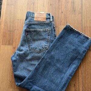 Levi's Blue Straight Jeans Classic Indigo 568 30X32 Never worn